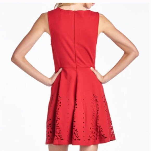 Black SWAN Red Fit an Eyelet Flare Sleeveless Dress Medium - Picture 3 of 11